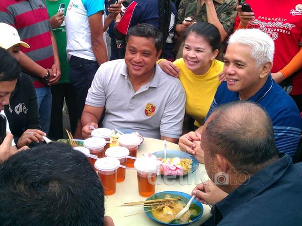 Usai Nyoblos Dede Blusukan