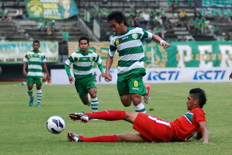 Persebaya & Persijap Menang Besar