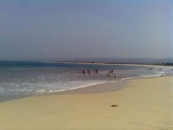 Pantai Santolo, Cantiknya Kuta ala Garut