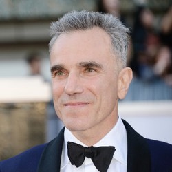 Tiga Kali Raih Oscar sebagai Aktor Terbaik, Daniel Day-Lewis Cetak Rekor