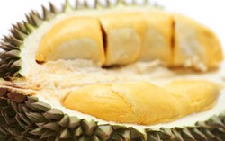 Nyam-nyam.. Lembut Semerbak Sus dan Pancake Durian!