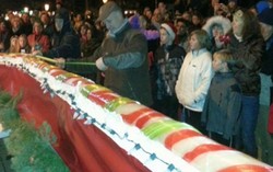 Wouw! Makanan Ini Tercatat Sebagai Makanan Terpanjang di Dunia!