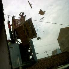 Judi Merpati Marak, Polisi dan Satpol PP Bongkar Pagupon di Menur