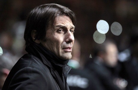 Chelsea & Madrid Dikabarkan Lirik Conte, Juve Ikut Senang