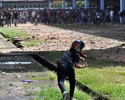 Dosen Turun Tangan, Tawuran Mahasiswa Unhas Makassar Mereda