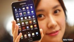 Menperin Minta Samsung Buka Pabrik HP di Indonesia Tahun Ini