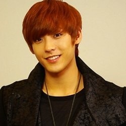Minhyuk BTOB Diam-diam Cium Kening Min miss A