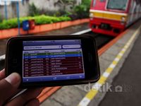 Mau Tahu Jadwal KRL, Cukup Lihat HP
