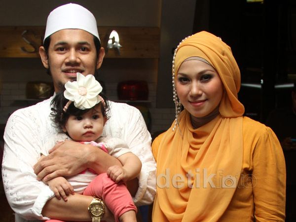 Imutnya Buah Hati Ustad Guntur & Puput Melati