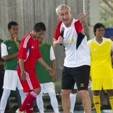 Ber-Liverpool Way Bersama Ian Rush di Cengkareng