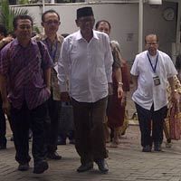 Hasyim Muzadi dan Tokoh Agama Internasional Datang ke KPK