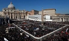 Lautan Manusia di Pertemuan Terakhir dengan Paus Benediktus XVI