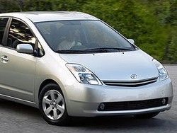 Diduga Bermasalah, Toyota Prius Diselidiki