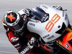 Giliran Lorenzo Asapi Pedrosa