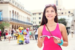 Perempuan Traveling Sendirian, Ini Tempat Untuk Anda!