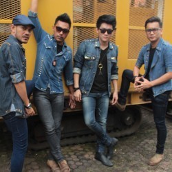 Seventeen, Band Spesialis Cinta Tanpa Menye-menye