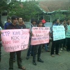 Buruh Bekasi Desak KPU Gelar Pencoblosan Ulang