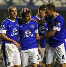 Baines Bidik Final Piala FA