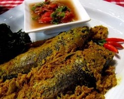 Sedapnya Pepes Ikan dengan Aroma yang Menggoda