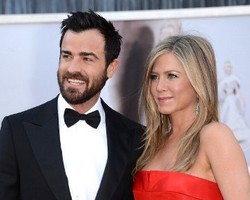 Jennifer Aniston & Justin Theroux Sudah Tentukan Tanggal Pernikahan?
