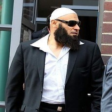 Cambuk Pria 40 Kali karena Minum Alkohol, 4 Orang Diadili di Australia