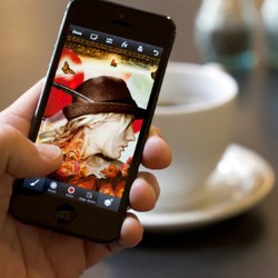 Photoshop Touch Akhirnya Sambangi Ponsel Android & iOS
