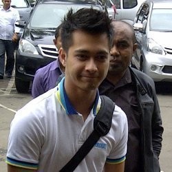 Naik Mobil Tahanan, Eza Gionino Dipindahkan ke Kejari Jakarta Selatan