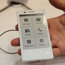 Fndroid E-Ink, Ponsel Hitam Putih di Era Modern