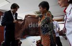 Dapat Batik, Robert Pires Senang
