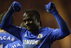 Victor Moses merayakan golnya. REUTERS/Nigel Roddis.