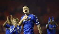 Hasil ini meloloskan Chelsea ke babak perempatfinal, di mana mereka akan melawan MU di Old Trafford, 10 Maret mendatang. REUTERS/Nigel Roddis.