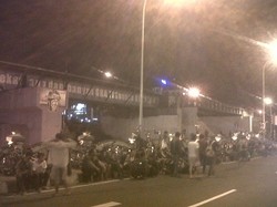 Peringati SO 1 Maret, Ratusan Pesepeda Ngecat Jembatan Kewek Yogya