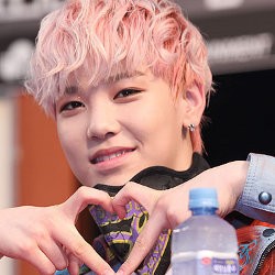 Bacakan Surat untuk Orangtua, Zelo B.A.P Nangis