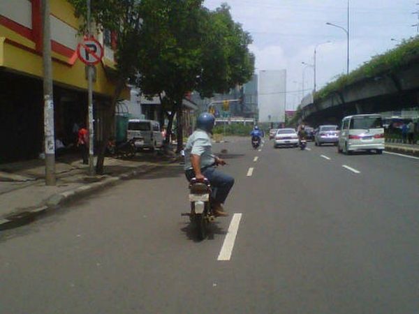 Posisi Baru Berkendara Motor