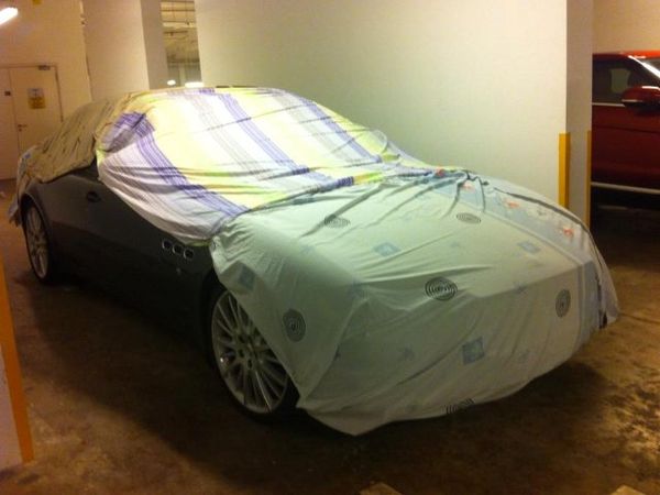 Maserati Bersarung Seprai