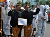 Didamping 8 Pocong, Arto Daftar Pilgub Jateng
