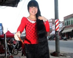 11 Tahun Tak Dipotong, Rambut Wanita Ini Mencapai 2 Meter