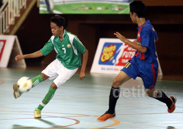 Ratusan SMA Ramaikan Turnamen Futsal Hydro Coco Cup