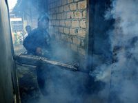 Cegah Demam Berdarah, Rumah Warga Difogging