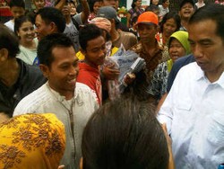 Jokowi: Pemimpin Itu Tak Perlu Pintar, yang Penting Jujur & Bersih