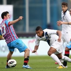 Comeback, Inter Kalahkan Catania 3-2
