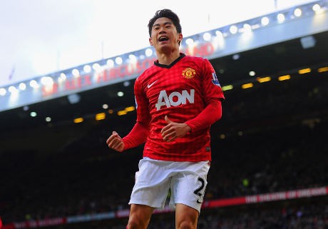 Kagawa Muncul Lagi dengan Cara Spesial