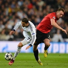 Belum Fit, Jones Absen Lawan Madrid