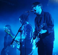 Vokalis The Vaccines Menciptakan Lagu Bersama One Direction