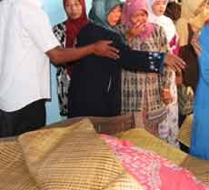 Sekeluarga Tewas Ditabrak KA Harina di Bojonegoro Berencana Takziyah