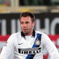Moratti Tak Mau Kritik Si Artis Cassano