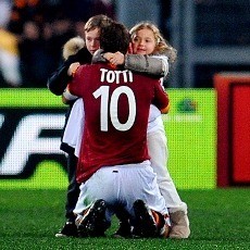 Torehan Spesial Totti Warnai Kemenangan Roma