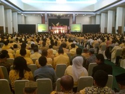 Target Golkar 19 Juta Suara, Ical: Yang Minat Jadi Ketum Simpan Dulu