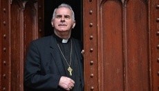 Dituduh Terlibat Seks Gay, Kardinal Inggris Minta Maaf
