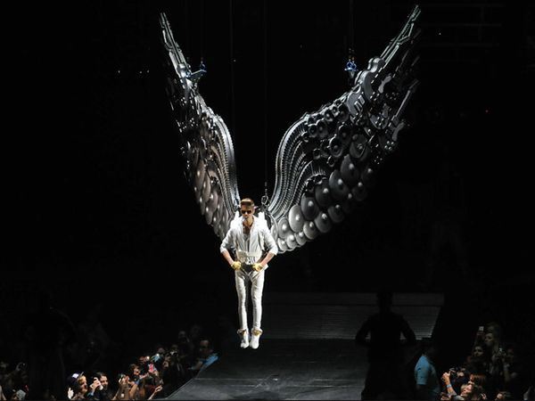 Telat Datang Konser, Justin Bieber Tetap Pukau Penonton